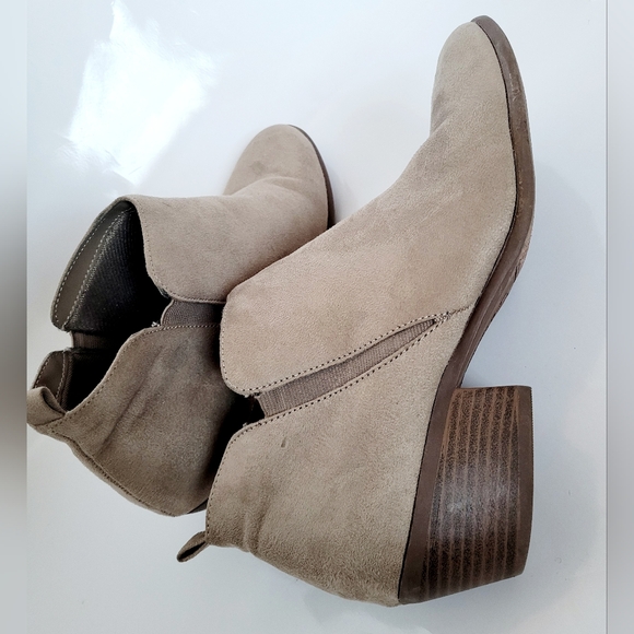American Eagle Shannon Women's Ankle Boots Pull On Taupe Vegan Suede US 11 - Picture 9 of 16